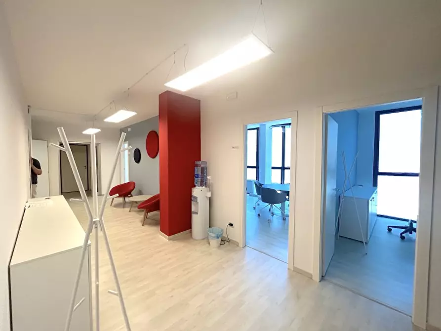 Immagine 2 di Ufficio in affitto  in Via Cavalcavia a Cesena