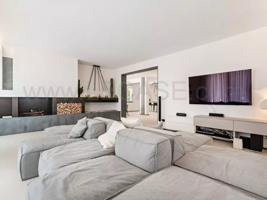 Immagine 43 di Villa in affitto  in via Fratelli Cervi a Forte Dei Marmi