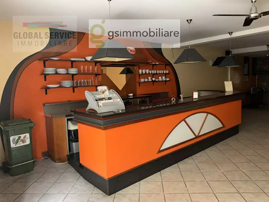 Immagine 1 di Negozio in vendita  in via della Pace, 1B a Brescia
