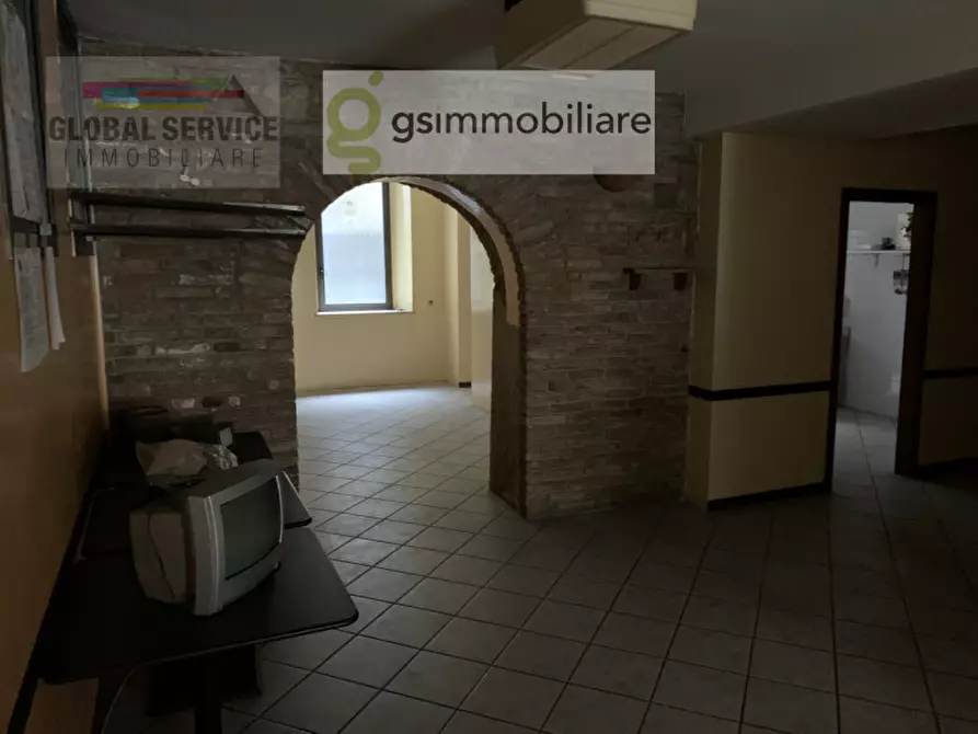 Immagine 7 di Negozio in vendita  in via della Pace, 1B a Brescia