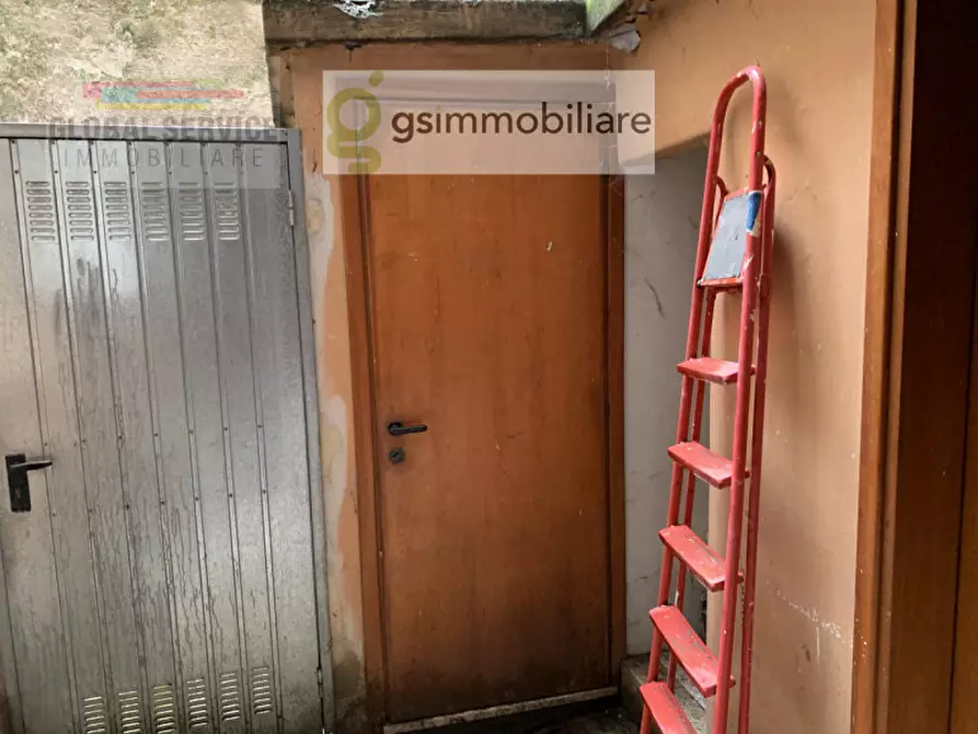 Immagine 11 di Negozio in vendita  in via della Pace, 1B a Brescia