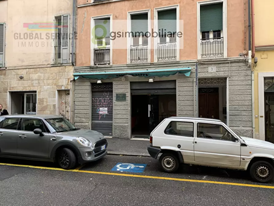 Immagine 16 di Negozio in vendita  in via della Pace, 1B a Brescia
