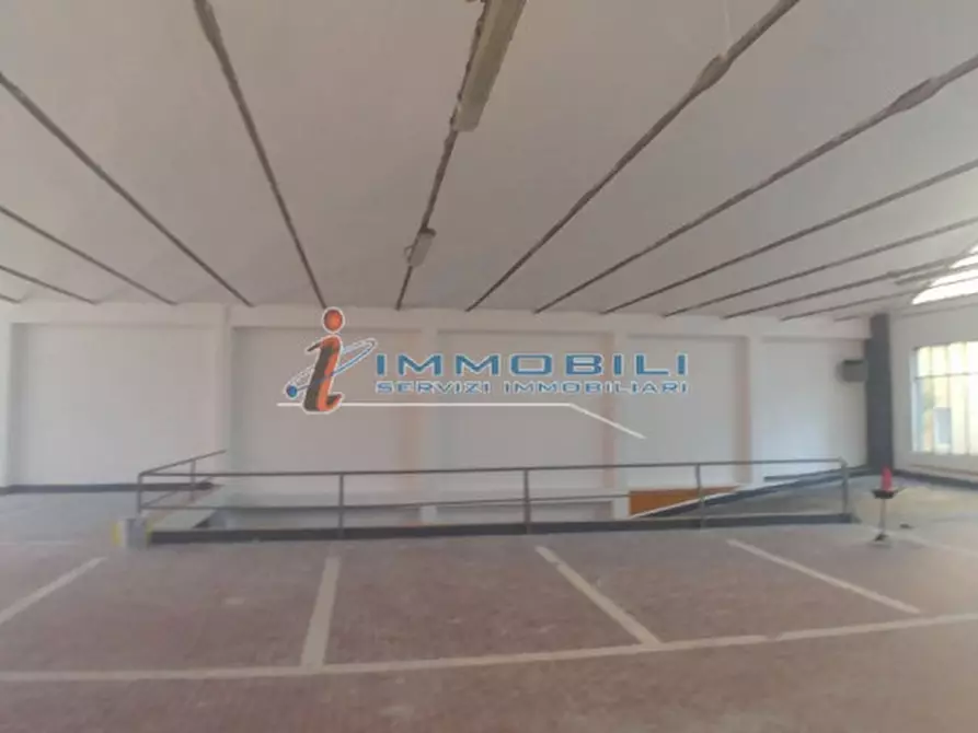 Immagine 12 di Laboratorio in affitto  in VIA MICHELINO DA BESOZZO a Milano