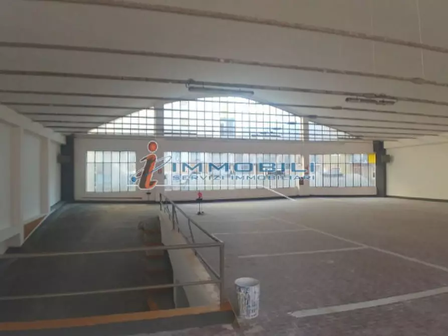 Immagine 13 di Laboratorio in affitto  in VIA MICHELINO DA BESOZZO a Milano