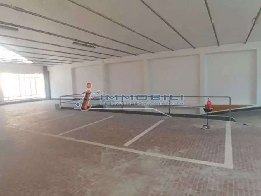 Immagine 19 di Laboratorio in affitto  in VIA MICHELINO DA BESOZZO a Milano