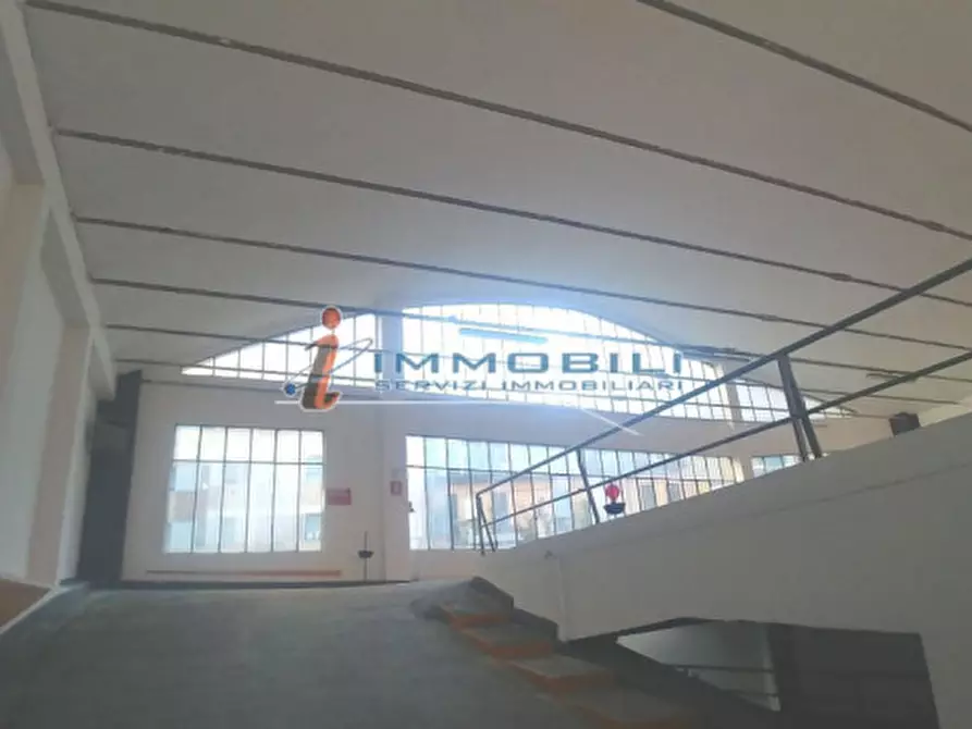 Immagine 20 di Laboratorio in affitto  in VIA MICHELINO DA BESOZZO a Milano