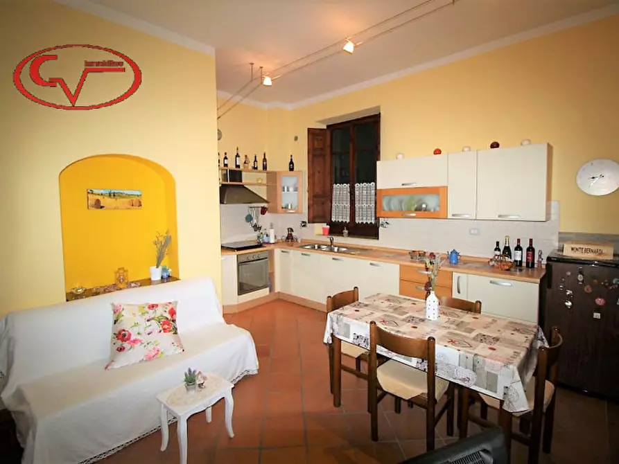 Immagine 2 di Appartamento in vendita  in via del fiume a Terranuova Bracciolini