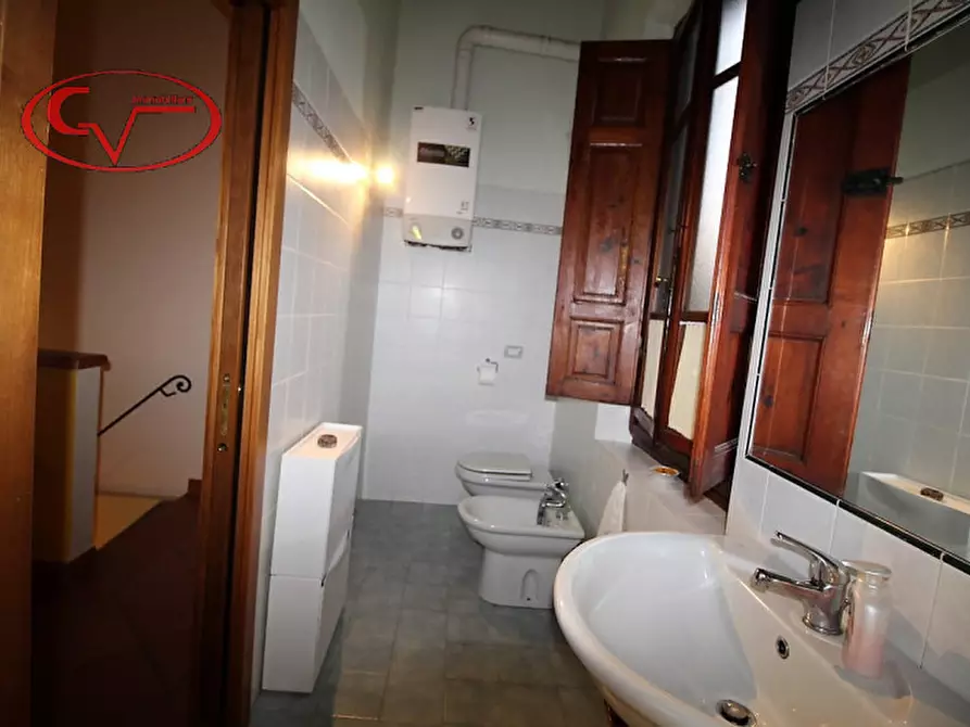 Immagine 10 di Appartamento in vendita  in via del fiume a Terranuova Bracciolini