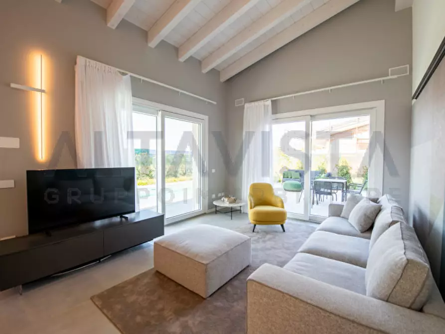 Immagine 13 di Villa in vendita  in via salvo d'acquisto a Lonato del Garda