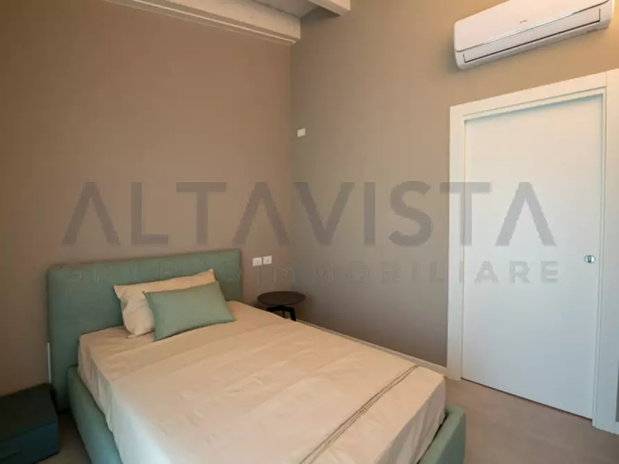 Immagine 22 di Villa in vendita  in via salvo d'acquisto a Lonato del Garda