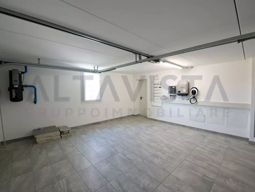 Immagine 24 di Villa in vendita  in via salvo d'acquisto a Lonato del Garda