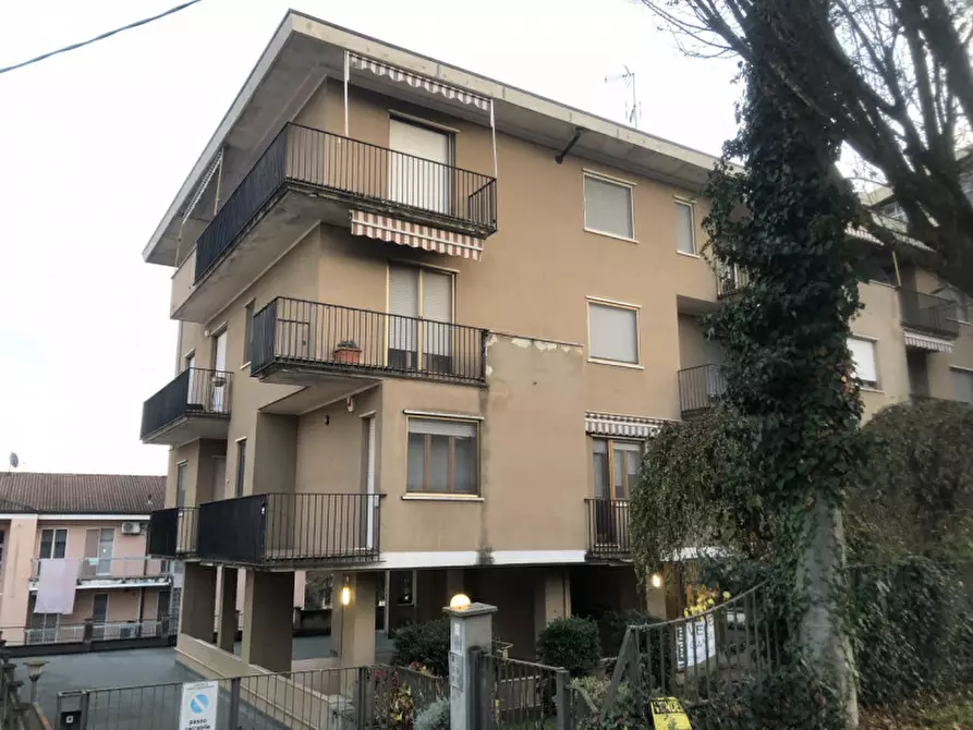 Immagine 1 di Appartamento in vendita  in salita sant'anna a Casale Monferrato