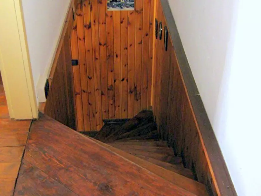 Immagine 14 di Palazzo in vendita  in VIA DOSSO a Roana