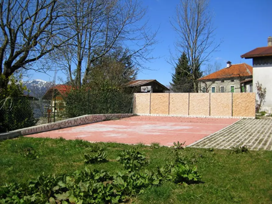 Immagine 23 di Palazzo in vendita  in VIA DOSSO a Roana