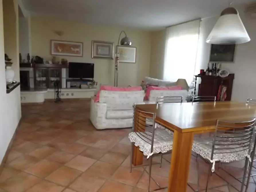 Immagine 36 di Villetta a schiera in vendita  a Arcevia