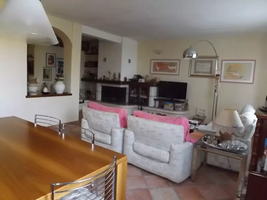 Immagine 41 di Villetta a schiera in vendita  a Arcevia