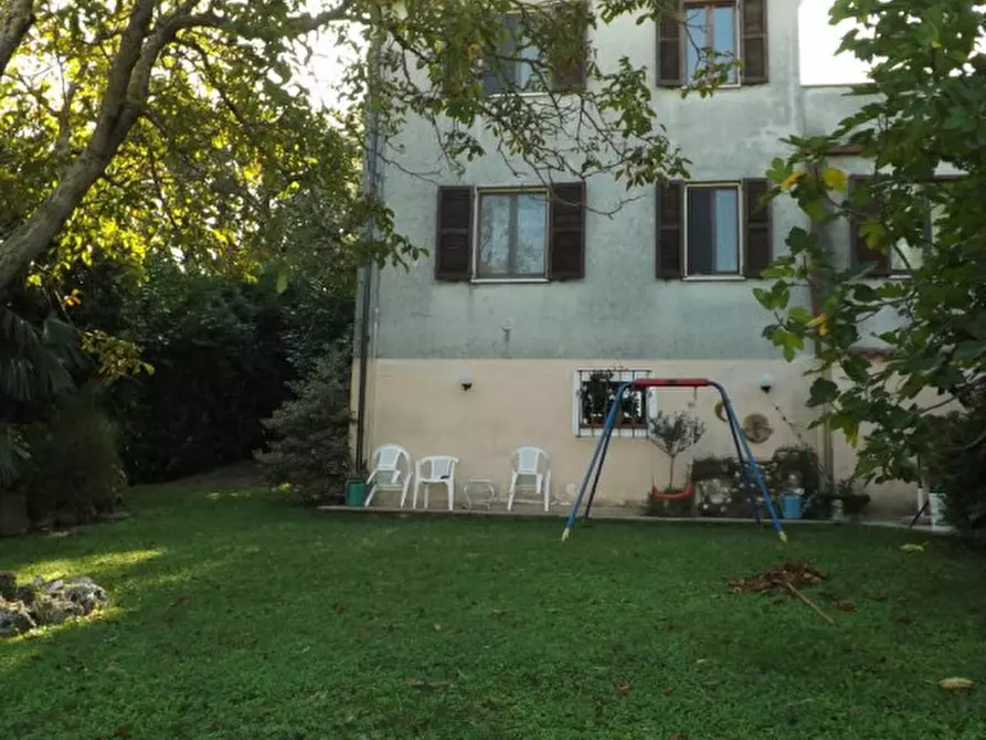 Immagine 51 di Villetta a schiera in vendita  a Arcevia