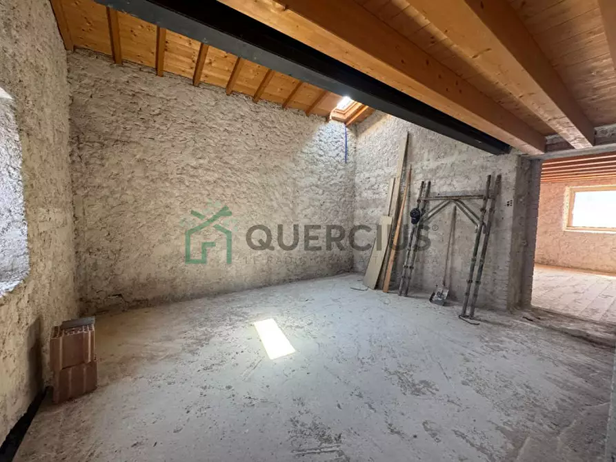 Immagine 15 di Rustico / casale in vendita  in Via Angelo Spada a Cazzano Di Tramigna