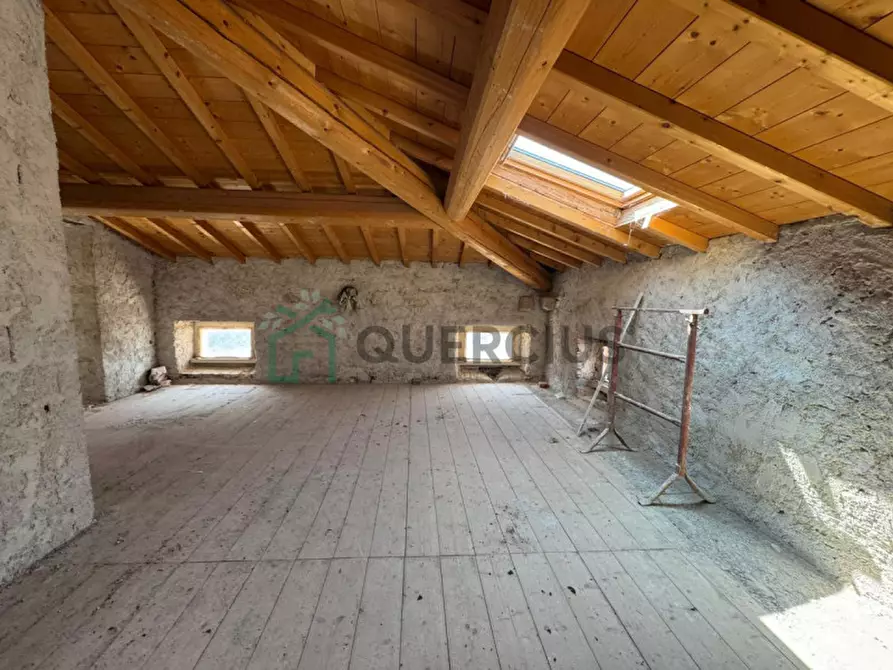 Immagine 27 di Rustico / casale in vendita  in Via Angelo Spada a Cazzano Di Tramigna