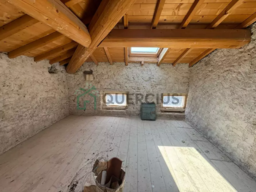 Immagine 29 di Rustico / casale in vendita  in Via Angelo Spada a Cazzano Di Tramigna