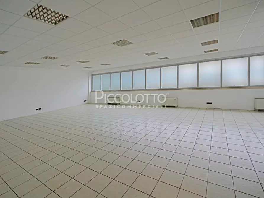 Immagine 2 di Ufficio in vendita  in via Castellana a Asolo