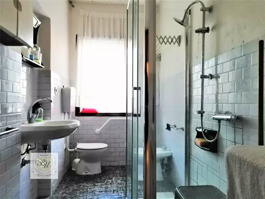 Immagine 5 di Palazzo in vendita  in Via Principe Umberto, 54/B a Este