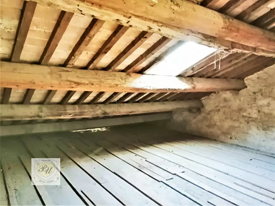 Immagine 15 di Palazzo in vendita  in Via Principe Umberto, 54/B a Este