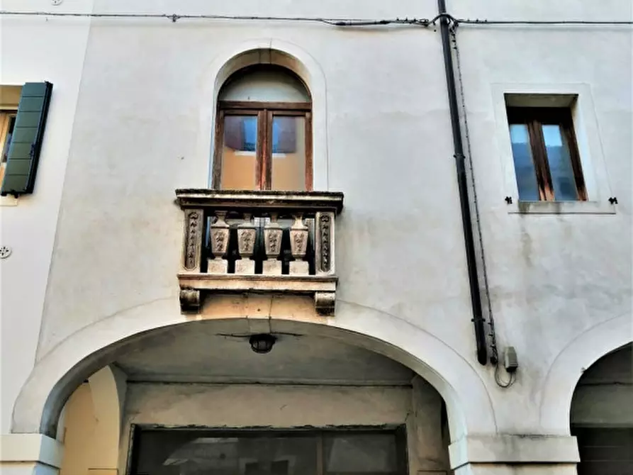 Immagine 16 di Palazzo in vendita  in Via Principe Umberto, 54/B a Este