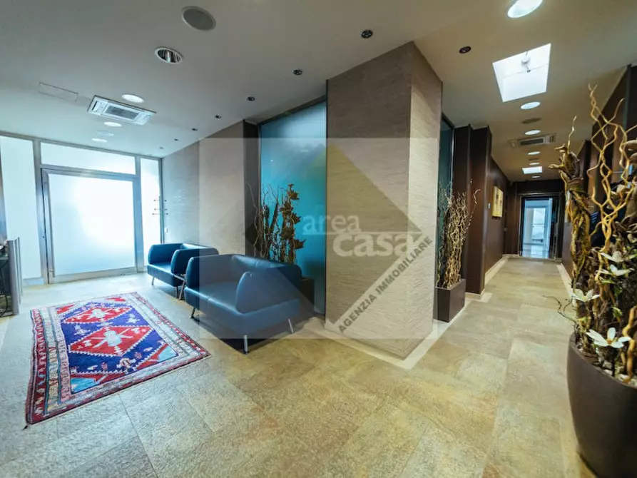 Immagine 1 di Ufficio in affitto  in Via Nazionale Belvedere di Tezze S/B a Tezze Sul Brenta