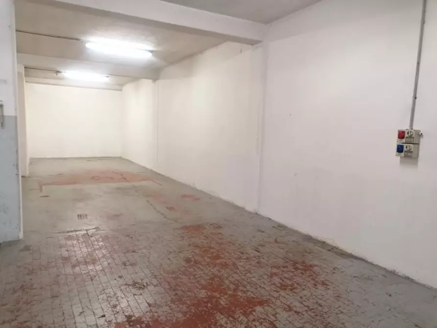Immagine 7 di Magazzino in affitto  in Viale Europa a Rovato