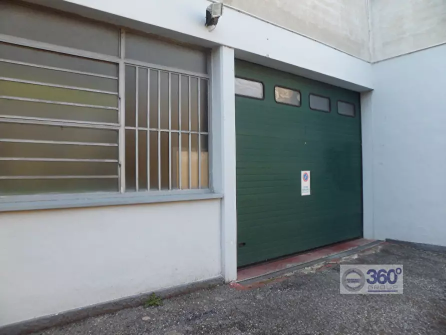 Immagine 9 di Magazzino in affitto  in Viale Europa a Rovato