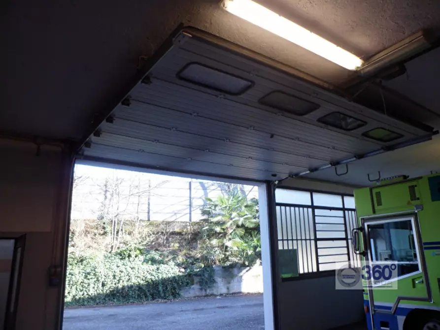 Immagine 11 di Magazzino in affitto  in Viale Europa a Rovato