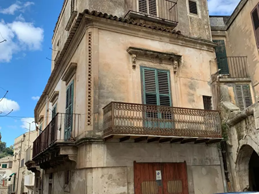 Immagine 3 di Casa indipendente in vendita  in via fratantonio a Modica