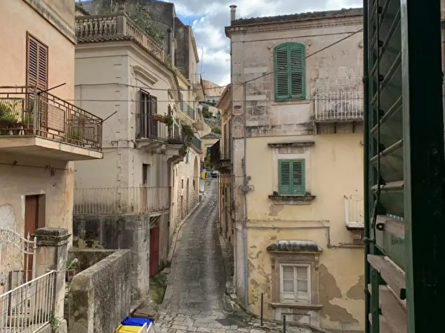 Immagine 17 di Casa indipendente in vendita  in via fratantonio a Modica
