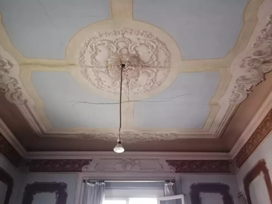 Immagine 4 di Palazzo in vendita  a Sassuolo