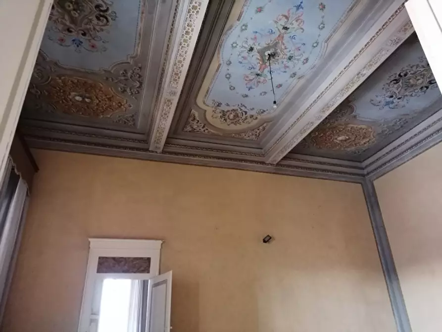 Immagine 9 di Palazzo in vendita  a Sassuolo