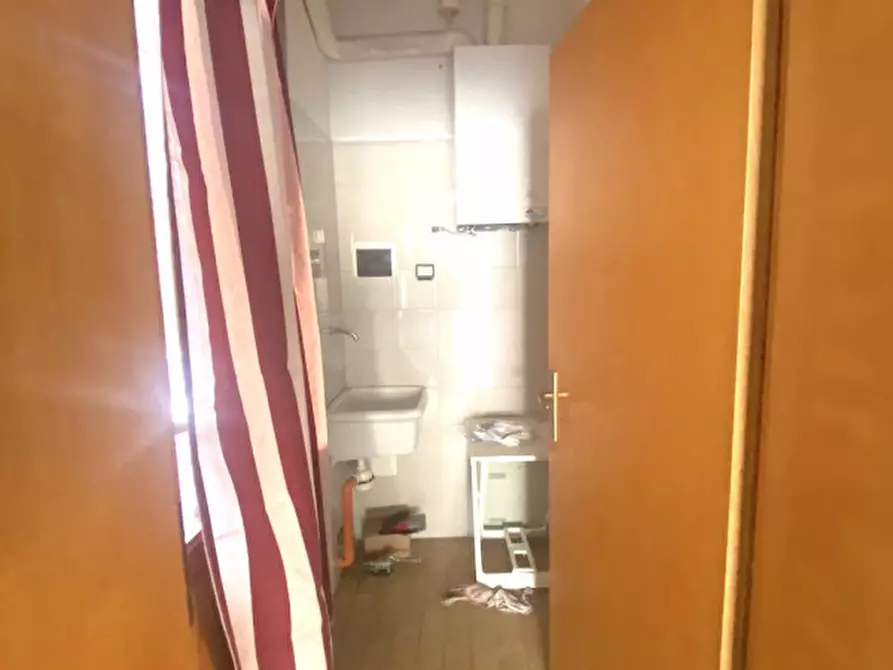 Immagine 7 di Negozio in affitto  in VIALE MARCONI a Cesena