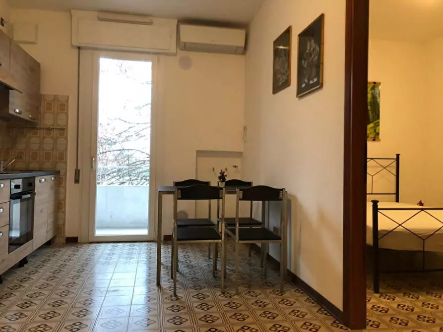 Immagine 1 di Appartamento in affitto  in via dini a Padova