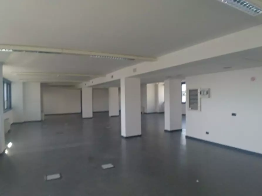 Immagine 21 di Ufficio in affitto  in VIA DI VITTORIO G. a Segrate