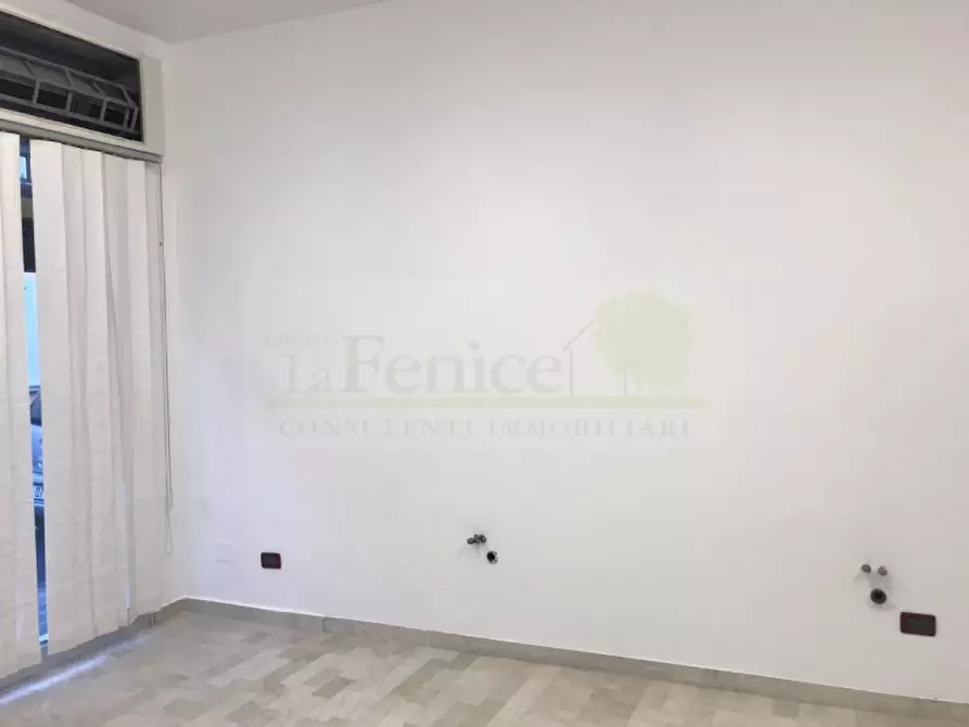 Immagine 2 di Negozio in affitto  in Via Garibaldi a Castel Goffredo