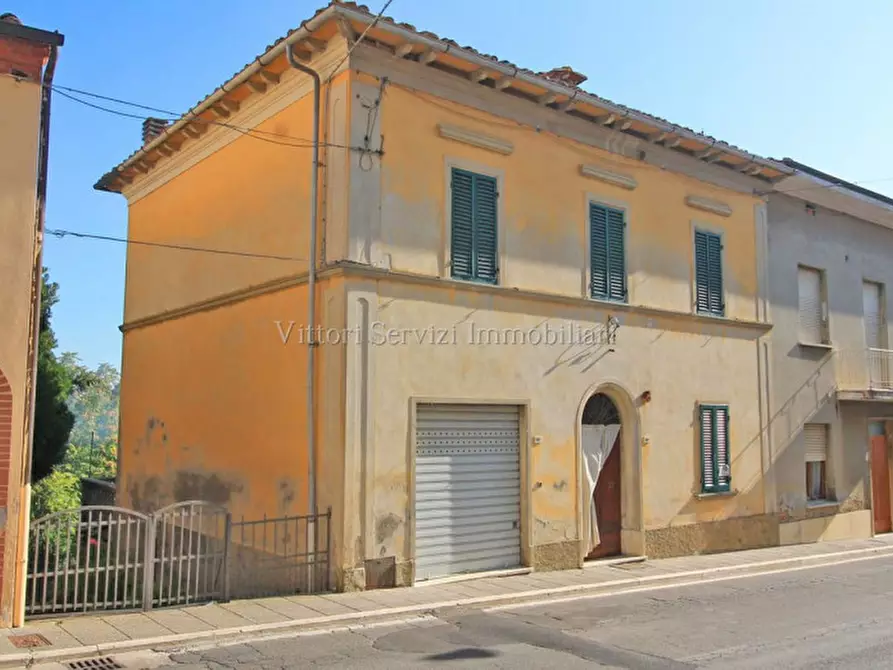 Immagine 1 di Casa bifamiliare in vendita  in via lauretana nord a Montepulciano