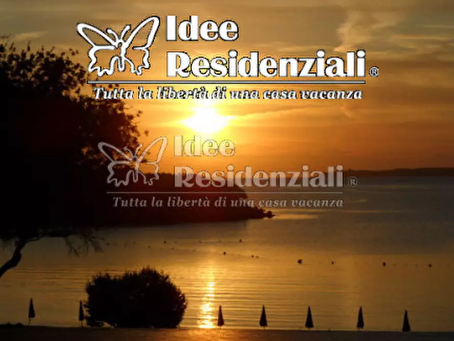 Immagine 21 di Villa in vendita  in via poltu mannu a Palau