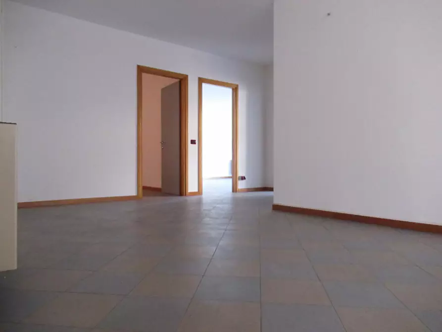 Immagine 17 di Ufficio in vendita  in corso mazzini a Montebelluna