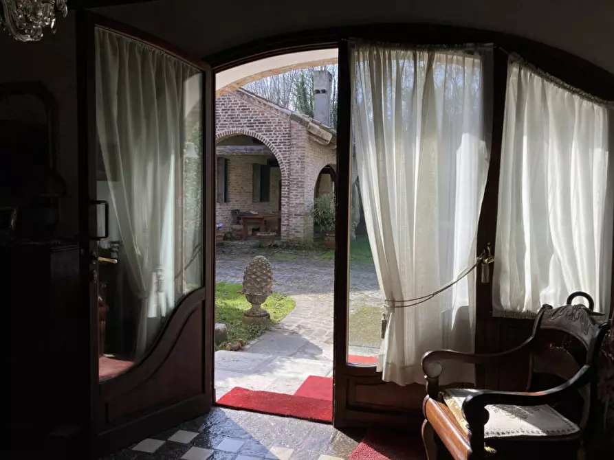 Immagine 35 di Villa in vendita  a Loreggia