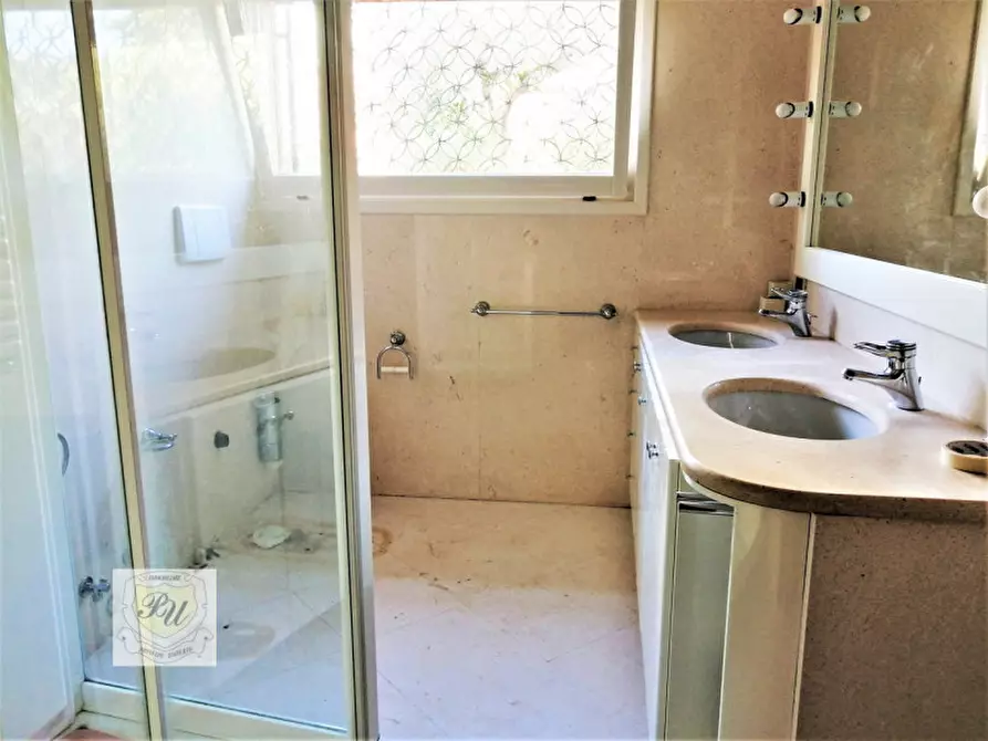 Immagine 29 di Villa in vendita  in Via Kennedy a Este