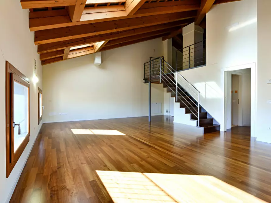 Immagine 2 di Appartamento in vendita  in Vicenza Viale Riviera Berica a Vicenza