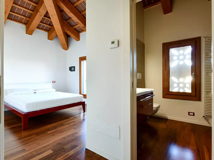 Immagine 8 di Appartamento in vendita  in Vicenza Viale Riviera Berica a Vicenza