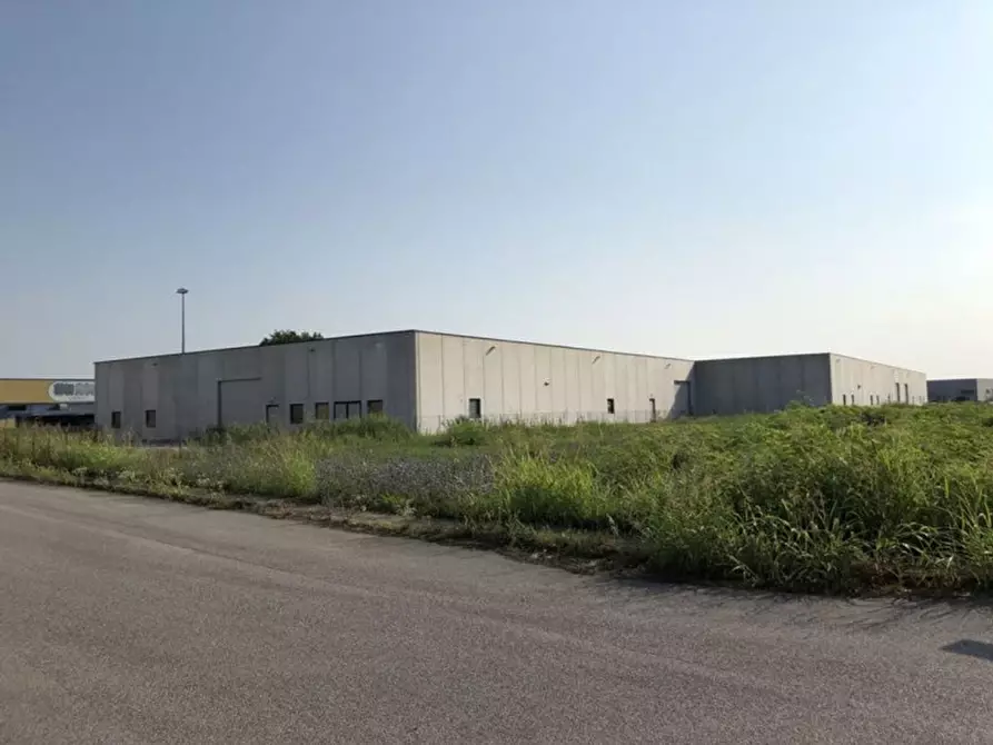 Immagine 1 di Capannone industriale in vendita  in via Magrini a Precenicco