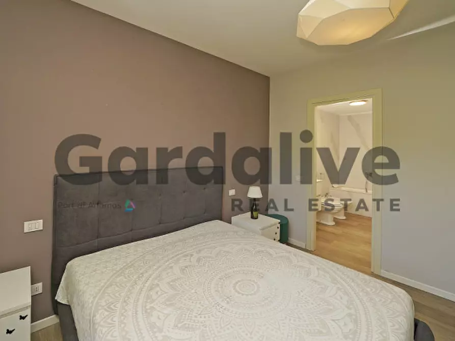 Immagine 14 di Appartamento in vendita  a Soiano Del Lago