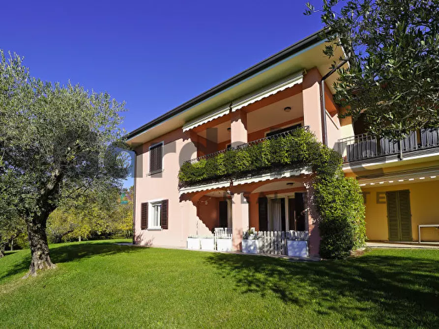 Immagine 24 di Appartamento in vendita  a Soiano Del Lago